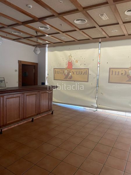 Foto a6e6eba9-ce98-4409-925c-52a7cc78276b. Local comercial a Lalín