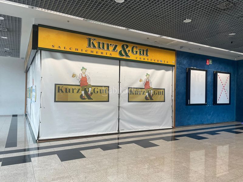 Foto c6d30ef3-6b28-4397-bbd2-a239aaecc2be. Local comercial a Lalín