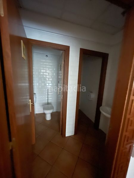 Foto e4c024e6-38fd-44ce-9719-31f6e150a3af. Local comercial a Lalín