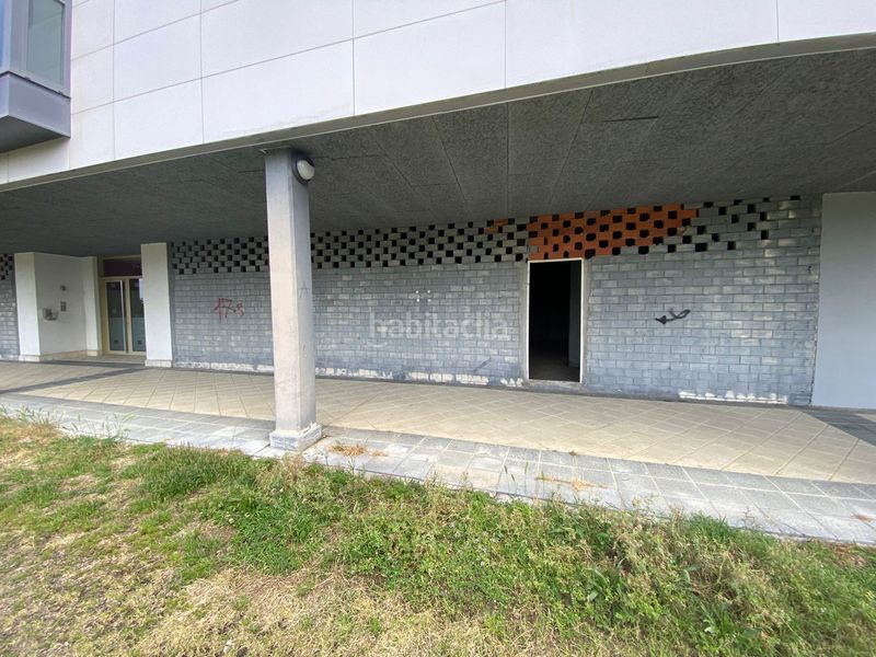 Foto 44c20530-cdfe-4c5e-9f1a-8ba90da49179. Local comercial a Lavadores Vigo