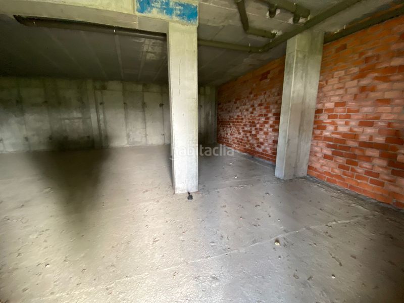 Foto cb2047da-129b-495b-82ea-30ce91395f4e. Local comercial a Lavadores Vigo