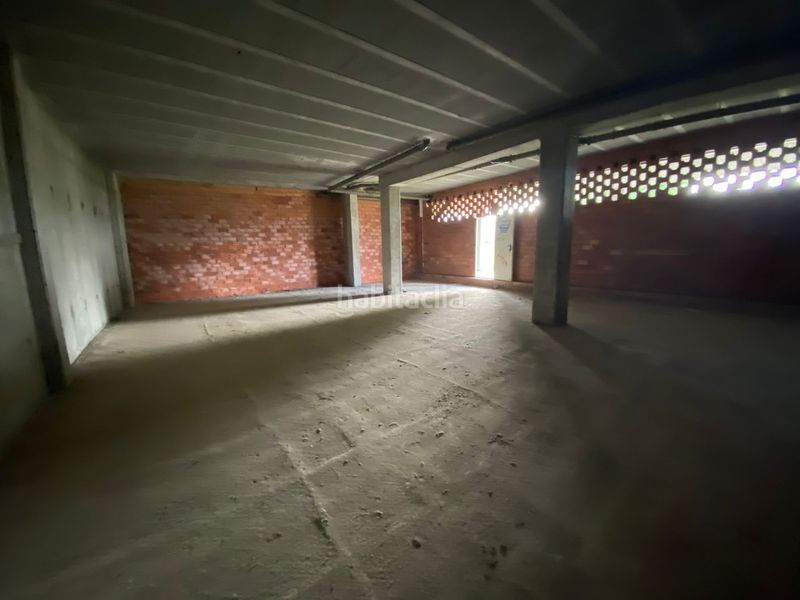 Foto dec60c21-2026-41b2-a9da-e2a7348d5cc9. Local comercial a Lavadores Vigo