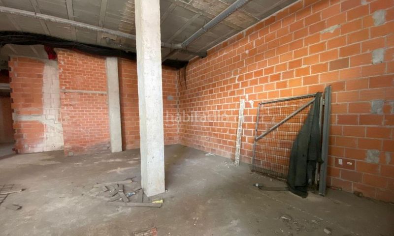 Foto 708615c7-f1fc-47ec-9752-c3884a099e53. Local comercial a Cee