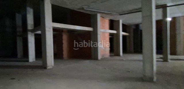 Foto f9a52306-cd65-4bb7-9481-dde304857445. Local comercial a Cee