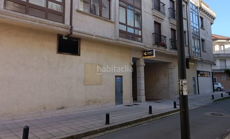 Foto bcb0ea7e-7c0c-46e0-bc78-33253217ec18. Local comercial a Cambados