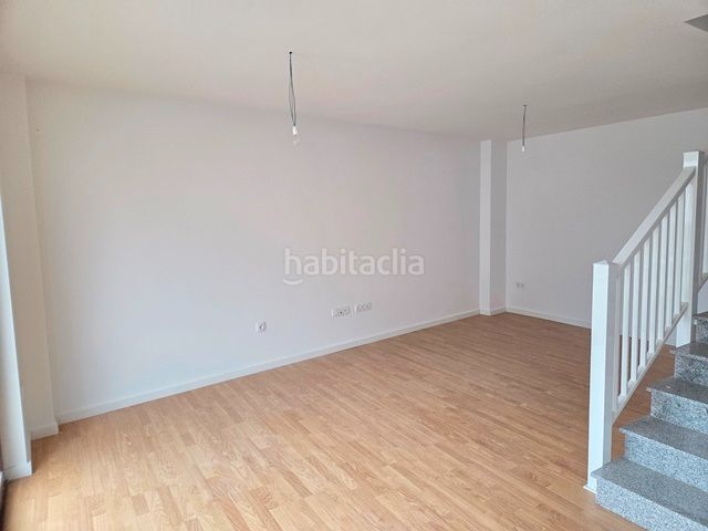 Foto 42e4643d-427d-4f9b-a5d7-200046a30689. Chalet  con terraza en Barreiros