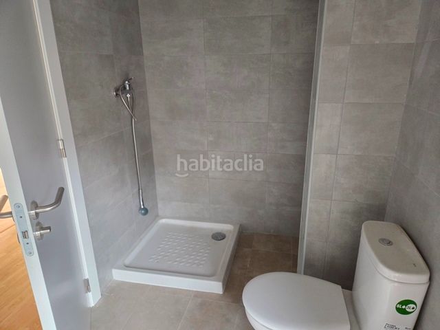Foto 7c583cf5-6be2-4ac1-900f-d44d97786a17. Chalet  con terraza en Barreiros