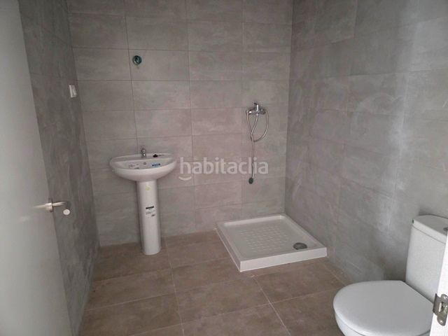 Foto c1a696d1-138c-459b-b2bc-1727b8327601. Chalet  con terraza en Barreiros