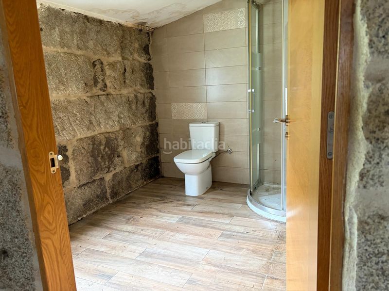 Foto 74e5ce44-c427-4753-a73a-8d2687fca06d. Casa adossada a Baños de Molgas