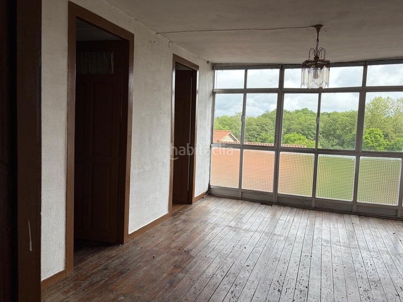 Foto e97d5403-f05b-4622-a47c-2500b19f7c0b. Casa adossada a Baños de Molgas