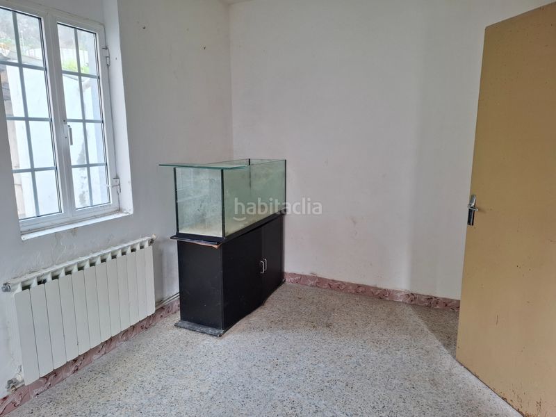 Foto 81177f01-de77-4ff3-bf81-4a03e0098ee1. Casa a rúa o torno 2 a Burela