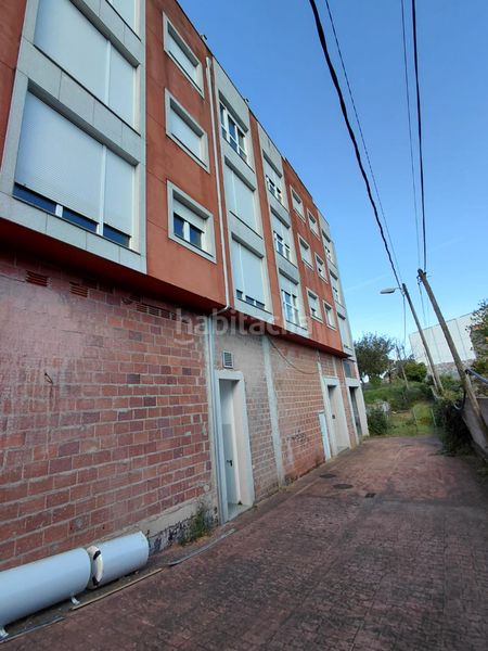 Foto 589107ef-10ad-4add-8354-6ffe3663dcda. Aparcament cotxe a calle paraíso 5 a Carral