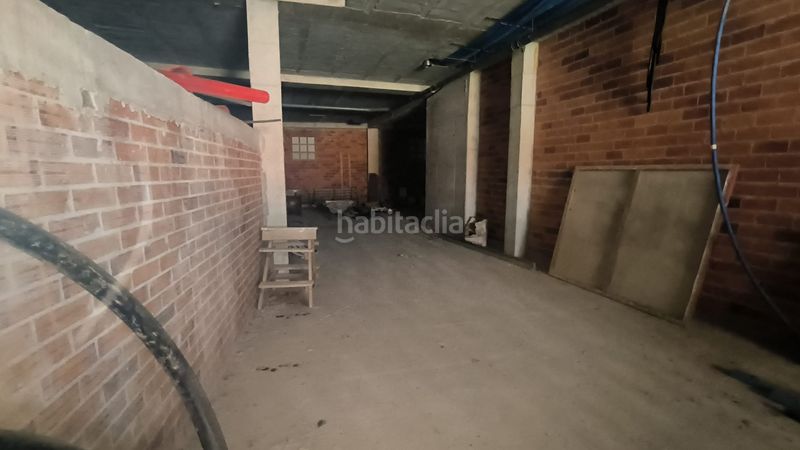 Foto c5f57dec-a007-4c46-ad9d-dd623265da19. Local comercial a Arzúa