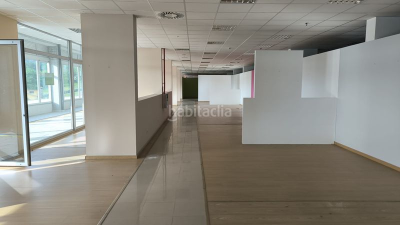 Foto 103cabcc-9cd1-4751-87eb-62e67bf18df8. Local comercial  en Brión
