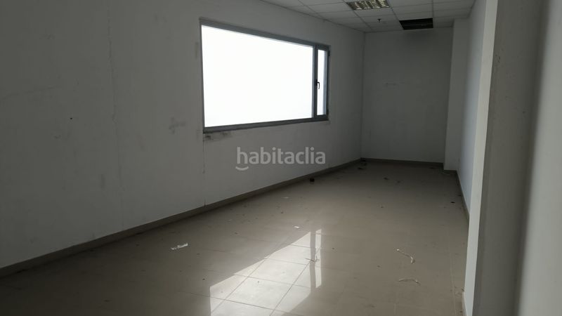 Foto 3e88da59-6bc5-4c20-978d-a590047b19c5. Local comercial  en Brión