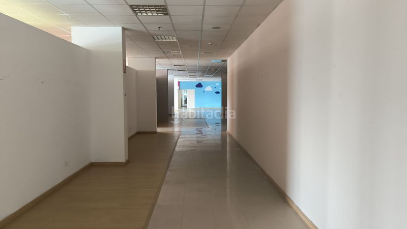 Foto 6750eb6b-327f-4121-aed1-351c684b627f. Local comercial  en Brión
