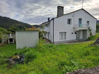 Chalet en Estrada de galdo 19. Casa con finca en galdo (viveiro)