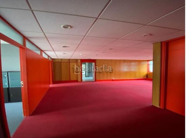 Foto 99bd60f4-2eaf-467e-a157-0c54bb1bb663. Local comercial a Someso - Matogrande Coruña (A)