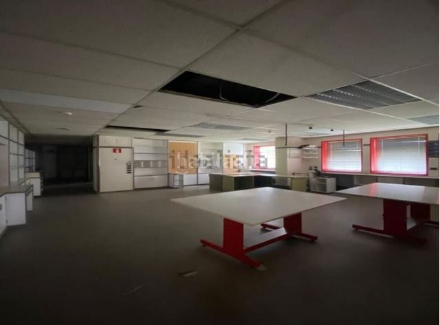 Foto fc1f4595-5700-45f5-8992-1d1c49fab968. Local comercial a Someso - Matogrande Coruña (A)