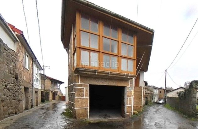 Foto 4c195d22-fd6b-4891-b77b-8eb7597ea4f9. Casa amb aparcament a Pereiro de Aguiar (O)