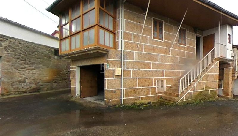 Foto f583af20-f81f-4b51-8825-fcf83f507aa4. Casa amb aparcament a Pereiro de Aguiar (O)