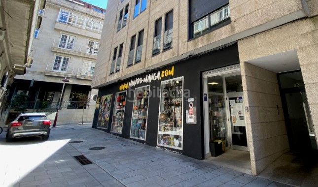 Foto f17e0001-fd40-4c6f-9b6a-4c89d2654860. Local comercial a Centro - Areal Vigo