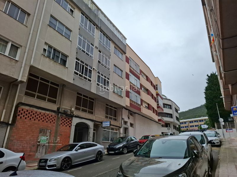 Foto e75e4c9c-f3ef-41f1-8ceb-c654ad9d5e2b. Local comercial a rúa do ril 3 a Burela