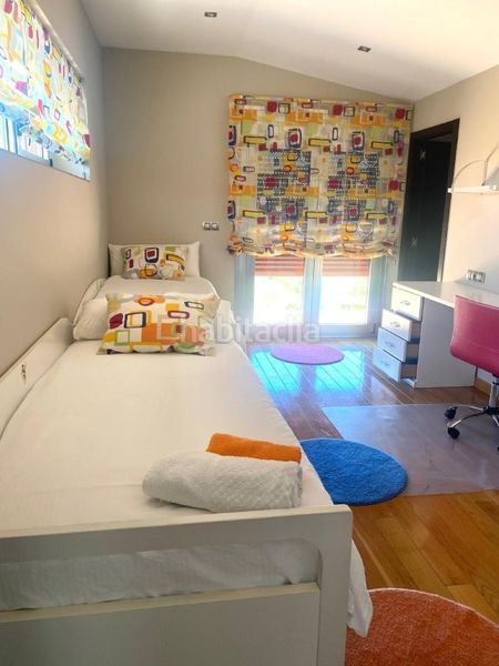 Foto fb13e4e2-88f5-4962-a69f-0a03428138cf. Xalet a aldea vilanova 63 a Cee