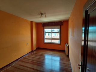 Appartamento  Rúa buenos aires 8. Piso de 3 hab. en melide