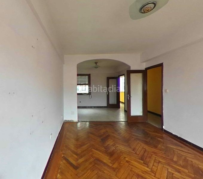 Foto d0357895-6a09-43c8-a6c6-550b5c18faa9. Pis a Casablanca - Calvario Vigo