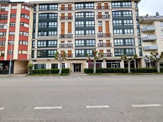 Rent Flat in Rúa virxe do camiño 16. Piso de 3 hab. en ribadeo