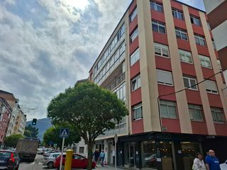 Etagenwohnung en R�a cantarrana 17. Piso 3 hab. a 100m. playa