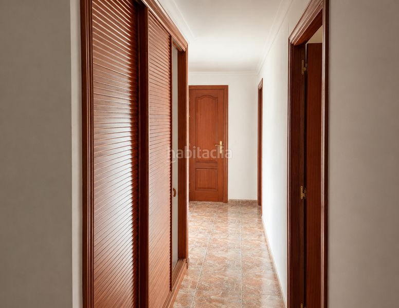 Foto 4f6d3252-f8cc-40bd-8528-56f1d83fbcd5. Pis a Viveiro