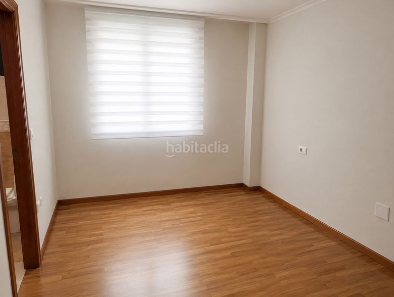 Foto 652a7b1d-26c3-4395-b02d-3c7baa4e67d0. Pis a Viveiro