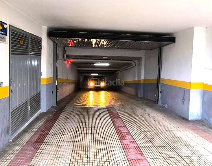 Foto 06eec41c-181b-4809-9dfa-7529e786f756. Aparcament cotxe a rúa de san roque 59 a Casablanca - Calvario Vigo