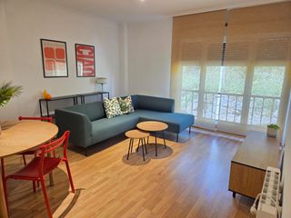 Rent Flat in Rúa costa do castro 17. Piso de 2 hab. en foz