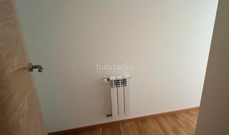 Foto 3fadbd1d-214d-4e1a-ac9d-2d5390c9a444. Dúplex amb aparcament a Paradai Lugo