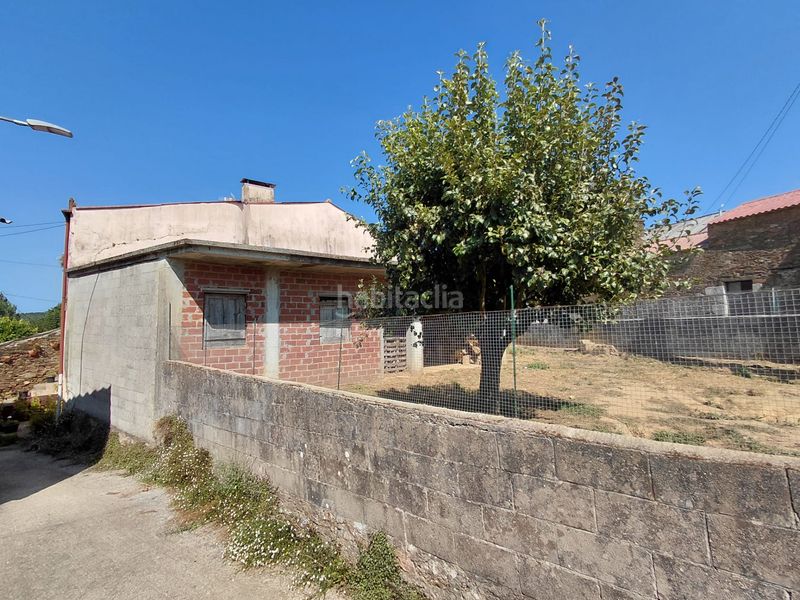Foto 10ef838b-9f3f-46f2-b212-b43d07bc89a5. Terreny residencial a lagarteira 62 a Carballo