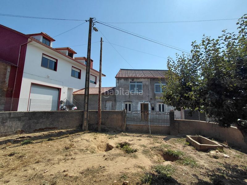 Foto a38e9b9a-848d-49fb-ba88-3589dc90a6bd. Terreny residencial a lagarteira 62 a Carballo