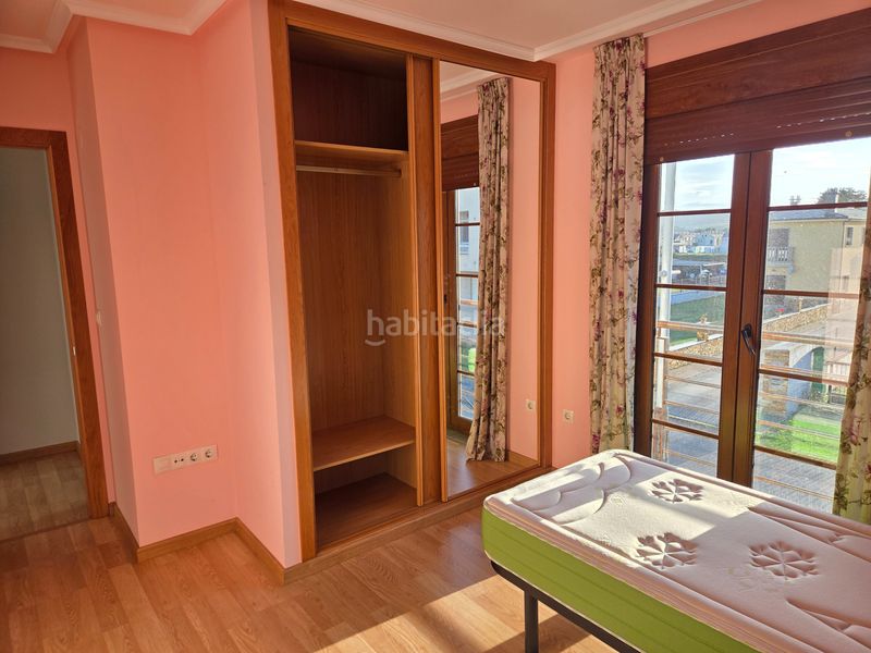Foto 7300e5e3-8b56-4b7d-87a4-524d52daffb8. Casa adossada a avenida casiano moreno 50 a Barreiros