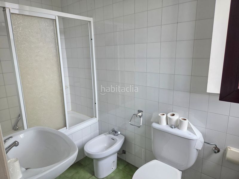 Foto 2c5d0712-ab89-4f80-9af7-e715062fb66b. Edificio en avenida bos aires 1 edificio hostelero-residencial mixto en Mondoñedo