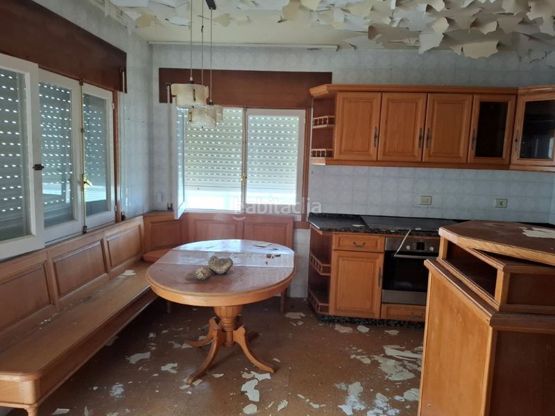 Foto 16a04d4f-ab63-4ed8-b7e8-8134e41f07d6. Pis a avenida arcadio pardiñas 179 a Burela