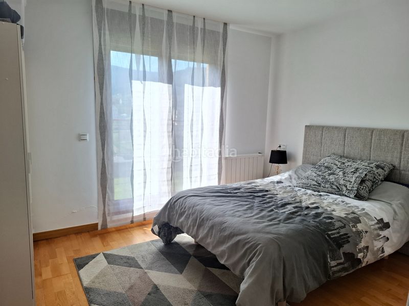 Foto 139ff89a-bd15-4e73-990c-2a5f37c84f8e. Àtic a rua granxas 35 a Viveiro