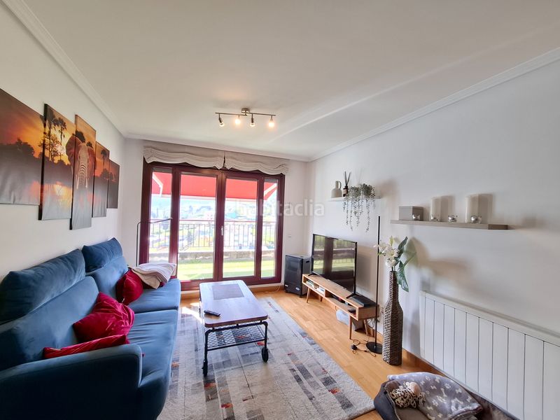 Foto dde41722-4c52-4706-a5e5-9990e52d32b8. Àtic a rua granxas 35 a Viveiro