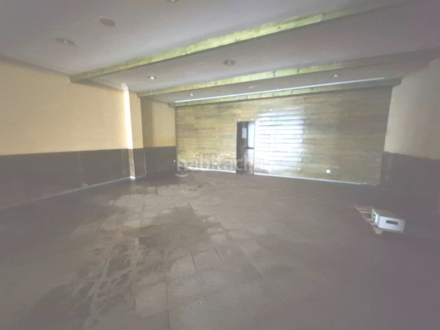 Foto acb4e11c-2778-4436-9154-5757bbeda6d6. Local comercial a rúa sol 154 a Centro Ferrol