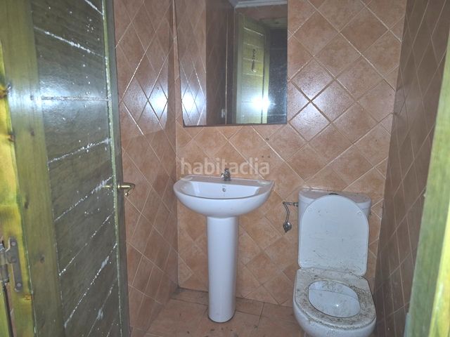Foto e5745070-ceff-4f86-a913-f0194e39cbf0. Local comercial a rúa sol 154 a Centro Ferrol