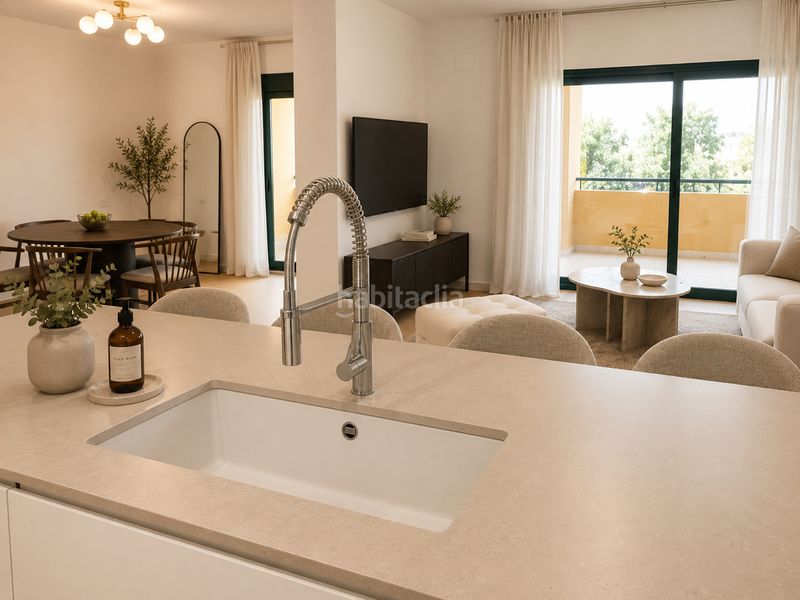 Foto 5d8c3481-b887-4e97-844d-b96d02de27ee. Pis amb xemeneia calefacció piscina a Nueva Alcántara Marbella