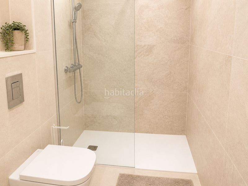 Foto cb085ae7-6119-4969-811c-650406298510. Pis amb xemeneia calefacció piscina a Nueva Alcántara Marbella