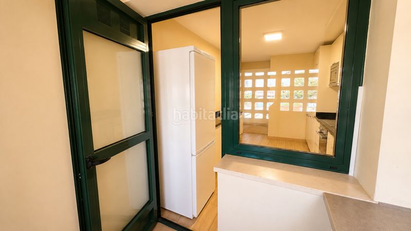 Foto fa725fe9-2e41-4e24-b696-7677733141ba. Pis amb calefacció aparcament piscina a Nueva Alcántara Marbella