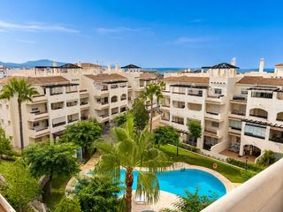 Rent Flat in San Luis de Sabinillas. Piso en alquiler de larga temporada en arenal duquesa